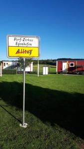 Feriendörfle Fritz - Zirkuswagen (rot)