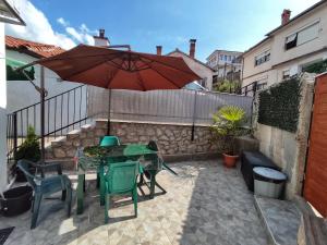 Old Town Patio House