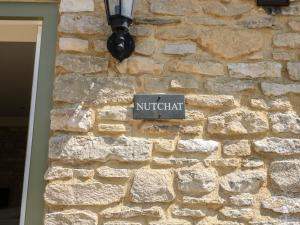 Nutchat Barn