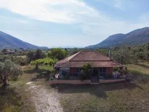 Helen's house - Korítiani