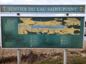 Chalets Chalet Charmant renove au bord du Lac St Point : photos des chambres