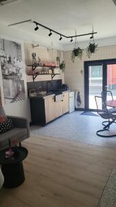 B&B SJLAOPE BIEJ DE SJLÈCHTER (slapen bij de slager)