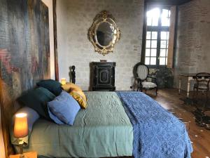 B&B / Chambres d'hotes Chambres d'hotes au chateau de Favols : photos des chambres