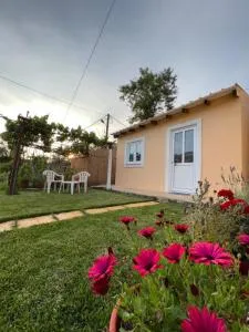 Vasiliki Little House - Análipsis