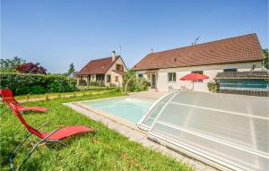 Maisons de vacances Gorgeous Home In Briare With Sauna : photos des chambres