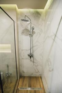Atlant luxury Status Apart on Golovna навпроти ТЦ ДЕПОТ, WI FI 24 на 7