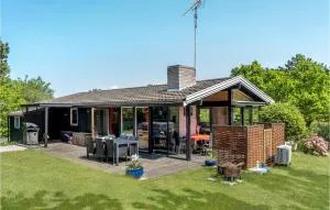 Nice Home In Fårevejle With Wifi - Fårevejle