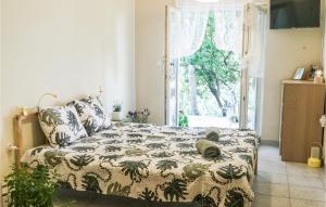 Cozy Apartment In Novalja With Wifi 