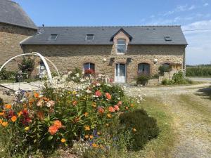 Maisons de vacances Semi-detached house, St Meloir-des-Ondes : photos des chambres