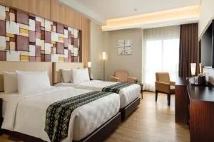 BEST WORLD KINDAI HOTEL - Sungai Lutus