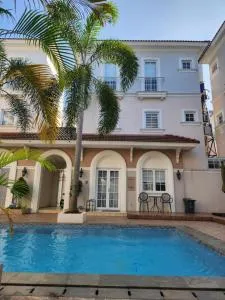 Aleena's Guesthouse BSD City - Bulak 2