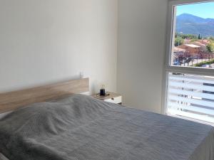 T3 moderne avec terrasse, clim, et parking, idéal pour 4, proche plage et village – Pas de piscine 2024 - FR-1-732-18