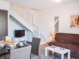 Pavillon T3 avec Piscine, Spa et Salle de Sport près de la Plage - 6 Couchages - FR-1-732-38
