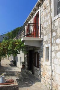 Holiday house with a swimming pool Smokvica, Korcula - 9297