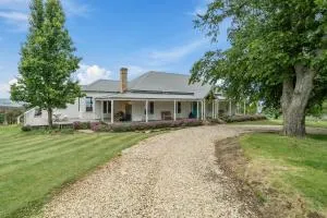 Mansfield Manor - Whitfield