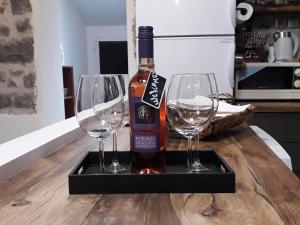 Stone House 1909 Pili Evia