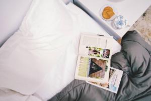 Double Studio, Private Bath, Shared Kitchen with Local Family by Pillows & Purrs