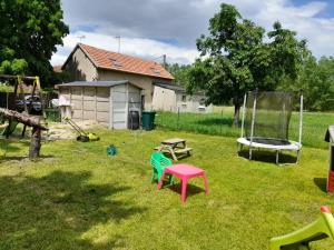 Maisons de vacances Bouczen, la maison familiale pour vos vacances. 10 min du ZOO de beauval. 5 minutes de saint aignan. : photos des chambres