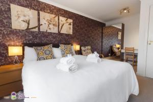 Thistle Apartments - Rose Apartment