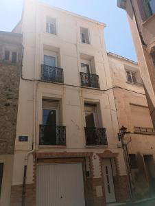 Appartements L'Evasion Secrete BY LOVE ROOM PERPIGNAN Jaccuzzi : photos des chambres