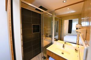 Hotels Hotel Foch : photos des chambres