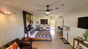 The Courtyard - Garden View Studio