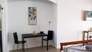 The Courtyard - Garden View Studio