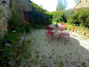 Maisons de vacances GITE LES TREFLES proche de la plage en baie du mont st michel : photos des chambres