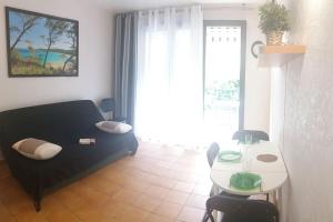 T1 rez de jardin avec grande terrasse – St Aygulf