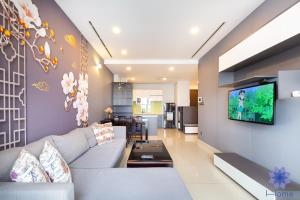 Apartment for rent near airport. wFree Gym & Pool