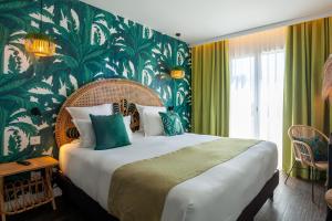 Superior Double Room room in Hôtel La Piscine