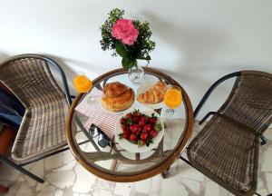 King size bed, Terra relaxa, Vista al mar, near Achilleio