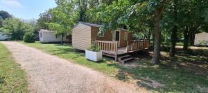 Campings camping rochecondrie : photos des chambres