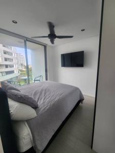 Bondi Junction Beauty