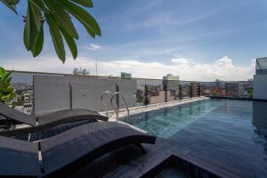 HSuites Riverside Hotel and Apartment