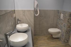 Maisons de vacances Maison & studio 14 pers avec piscine privee securisee : photos des chambres