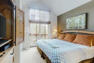 Seasons 3 Bedroom Townhome At Lakeside Village