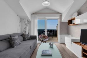 Brotis - Apartment with sea view