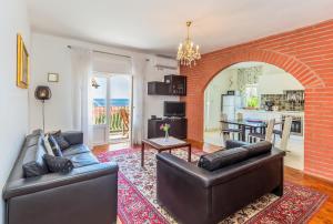 Seaside Family Apartments