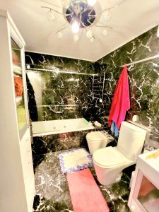 FANTASTICO con COCHERA en PLENO CENTRO