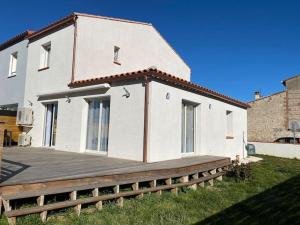 Maisons de vacances Maison calme dans village typique du sud 4 Etoiles : photos des chambres