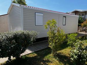 Campings Camping La Chenaie : photos des chambres