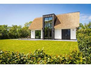 Villa in Texel near Wadden Sea Lighthouse