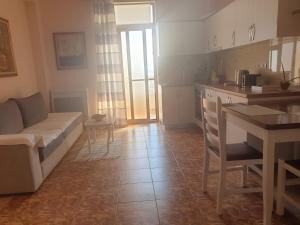 Jozi Kaiser Apartment 4