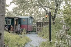 Pipowagen de Zwerveling aan zee - 东卡佩勒