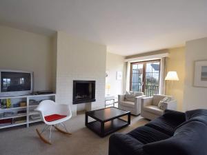 Apartment near Belgian Coast with Garage