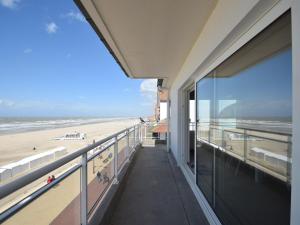 Apartment in De Haan with Sea View