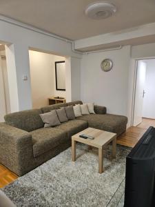 Apartman Cresnar 