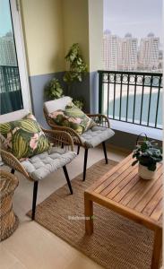 Beachfront Luxury Apartment-Pearl Island شقه مطله على الشاطئ بجزيرة اللؤلؤه