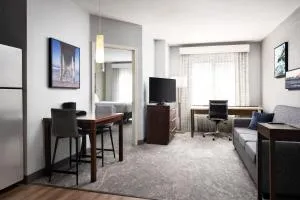 洛杉矶雷东多海滩万豪居家酒店 - 加迪纳市